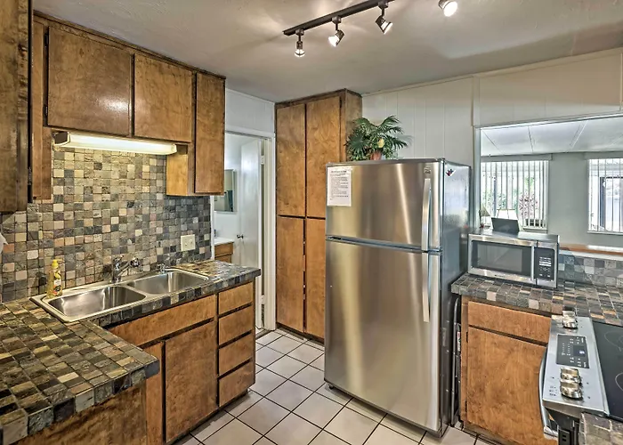 Restful Riverfront Retreat W/ Private Dock + Patio Dom wakacyjny *
